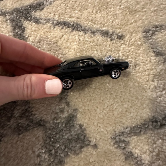 Fast & Furious Race Cars in 1:64 Scale with Exclusive Decos - Picture 6 of 16